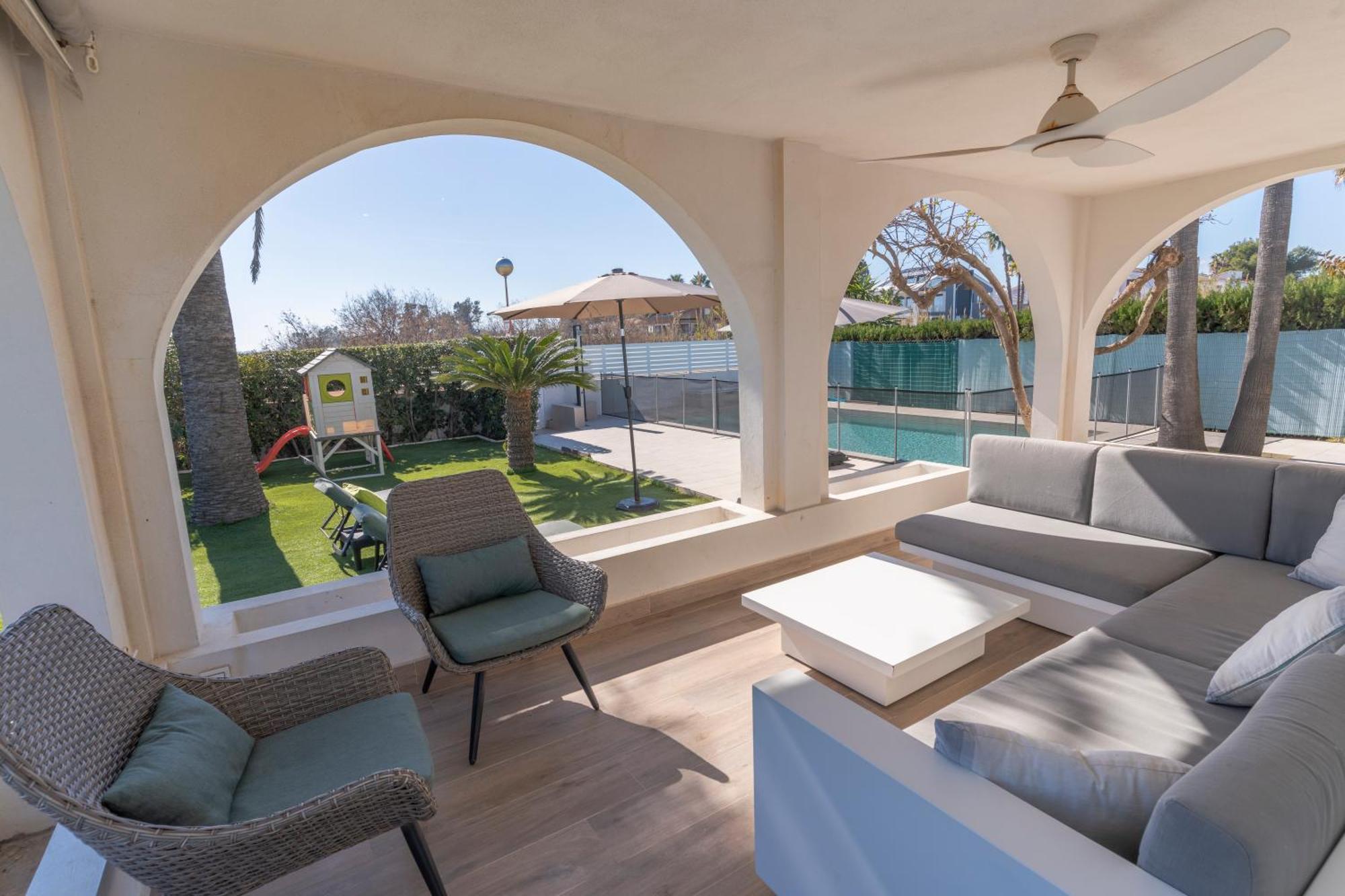 Exquisita Villa Frente Al Mar Сагунт Екстериор снимка